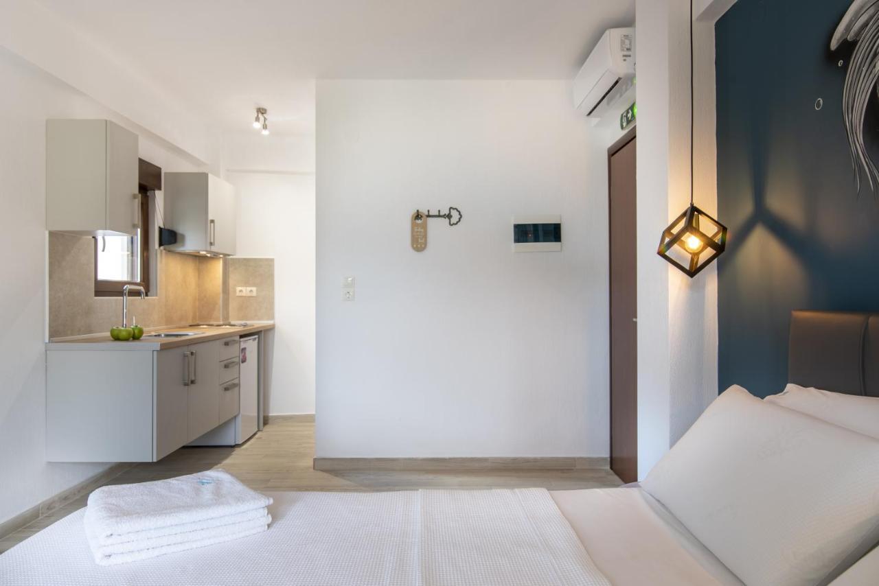 Varka Rooms Nikiti  Dış mekan fotoğraf